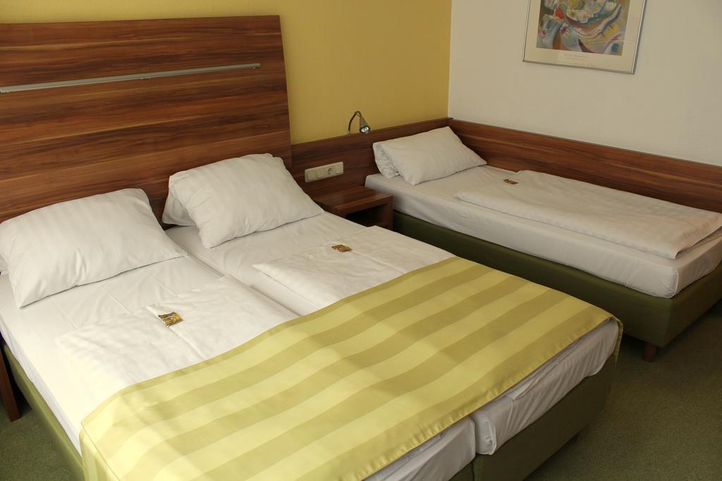 Hotel Wallis Münih Dış mekan fotoğraf
