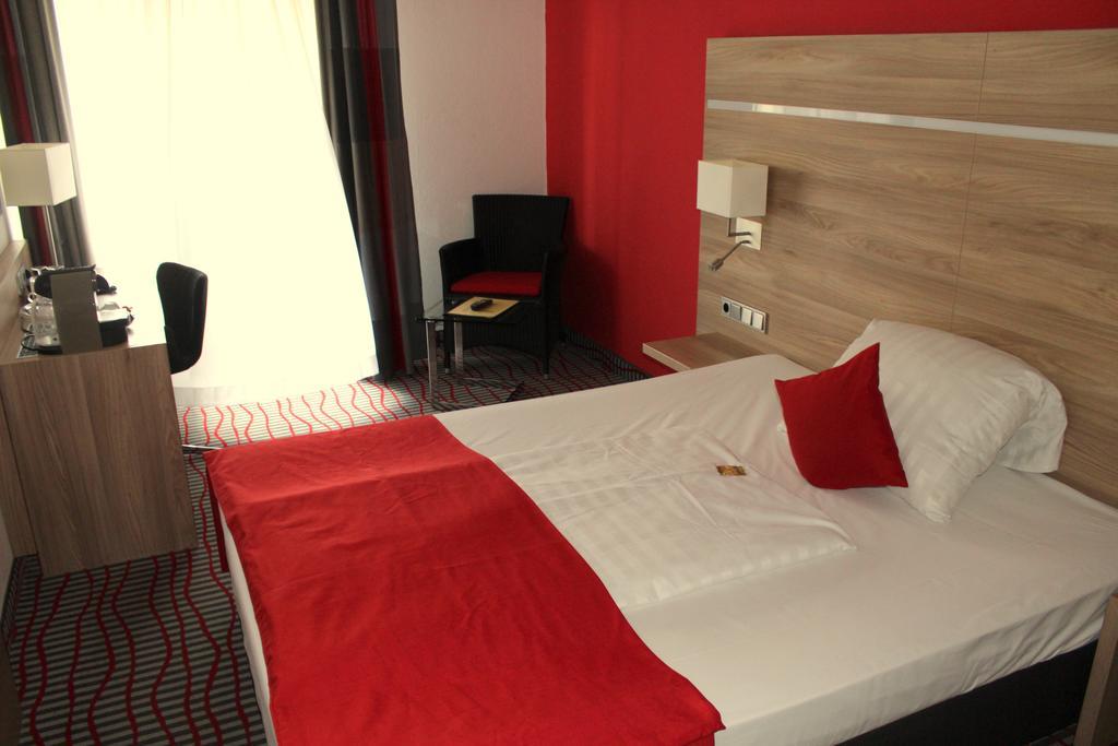 Hotel Wallis Münih Dış mekan fotoğraf
