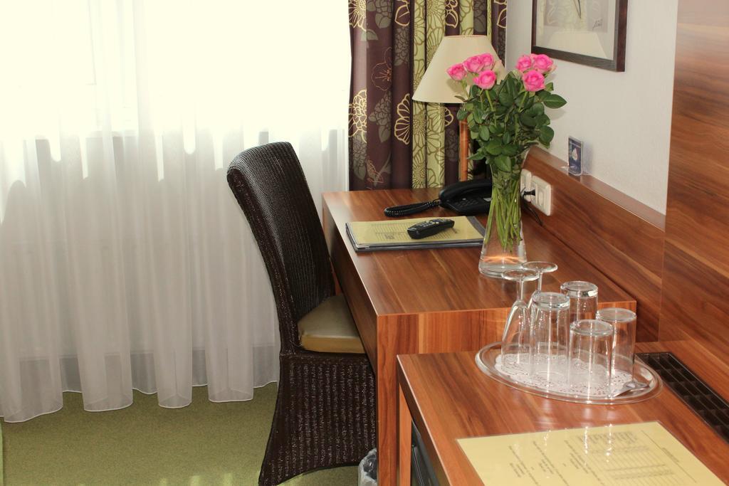 Hotel Wallis Münih Dış mekan fotoğraf